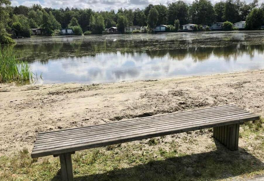 Landzicht Natuur Rust En Ruimte Oosterwolde  Eksteriør bilde